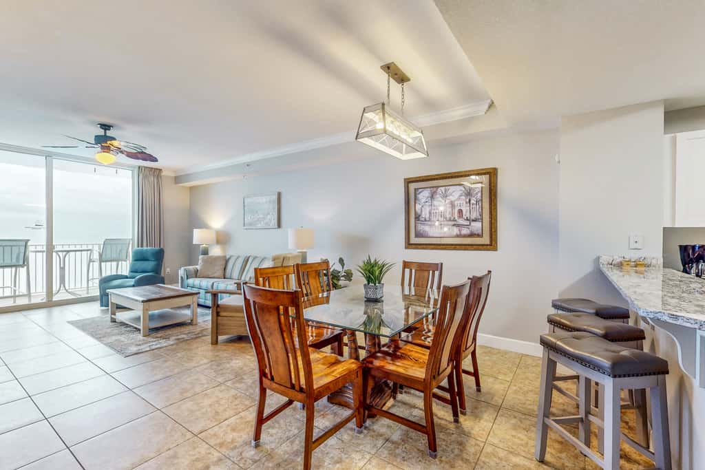Gulf-front resort condo with 2 on-site lagoon pools, hot tubs & beach service