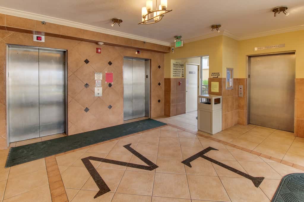 Beachfront Condo with Gulf-View, Balcony, with Shared Pool, & Gym