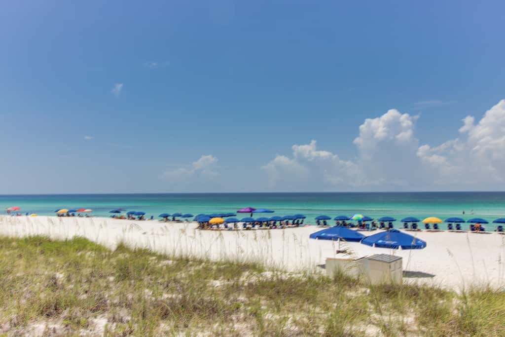 Beachfront Condo with Gulf-View, Balcony, with Shared Pool, & Gym
