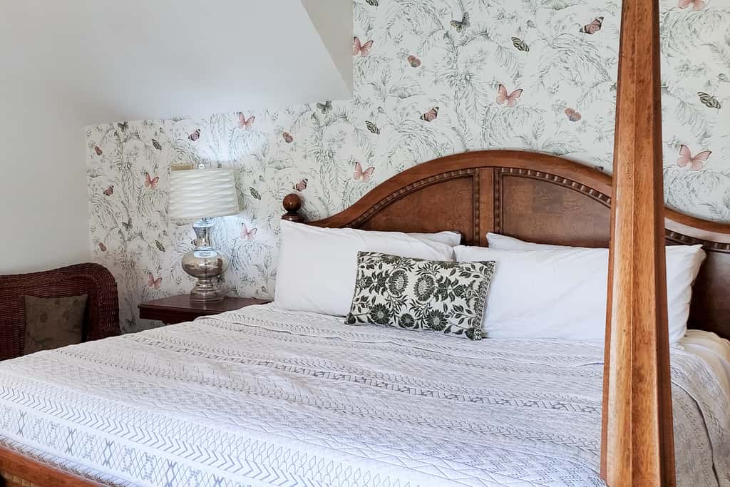 Updated dog-friendly home with private outdoor pool, patio, fireplace, W&D, AC