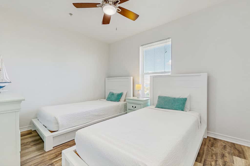 Gorgeous coastal home with shared pool & easy beach access