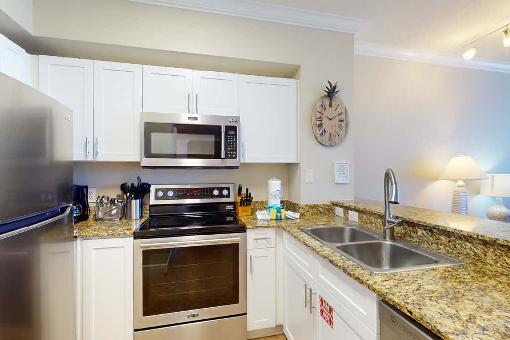 Gulf-front master on the 2nd floor No elevators needed from garage walkover