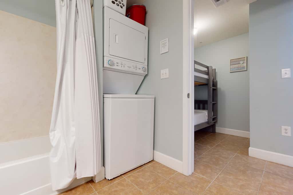 Gulf-front master on the 2nd floor No elevators needed from garage walkover