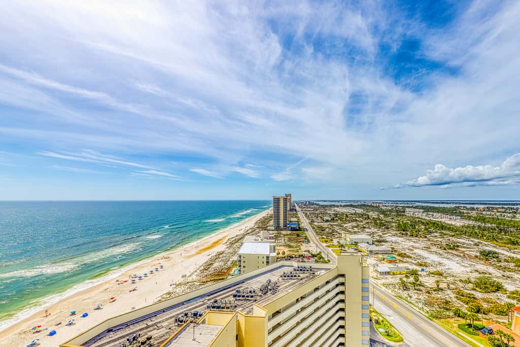 2nd Floor Cute Gulf Front Condo Many Amenities, Private Beach Access