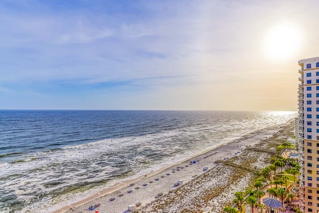 2nd Floor Cute Gulf Front Condo Many Amenities, Private Beach Access