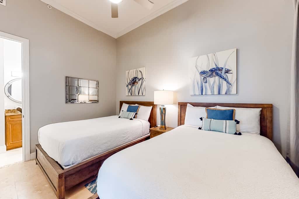 Luxury Penthouse Condo with Oceanfront Views & Platinum Beach Service
