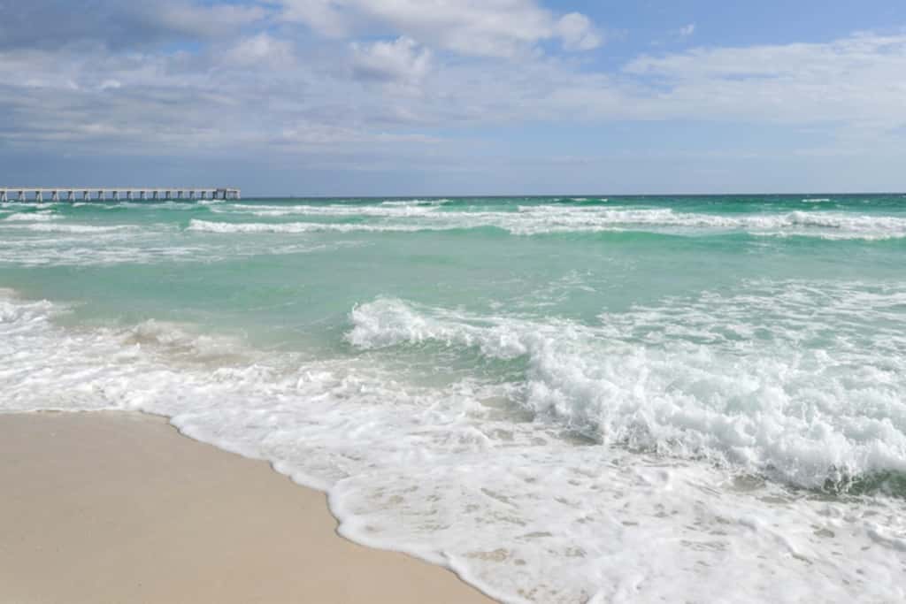 Luxury Penthouse Condo with Oceanfront Views & Platinum Beach Service