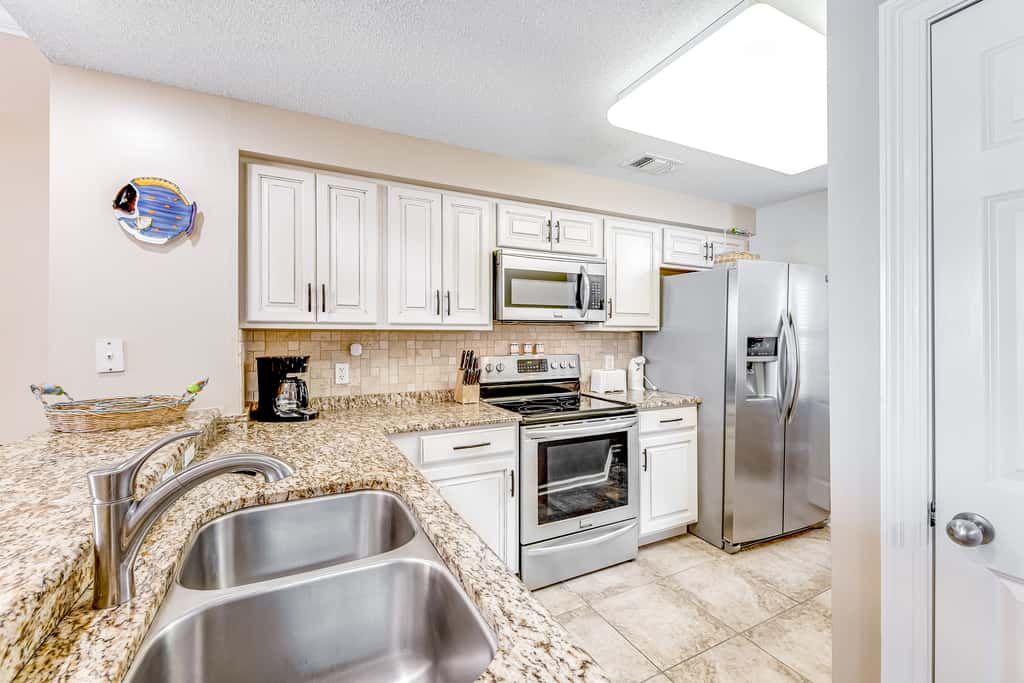 Spacious Gulf Front Condo with Private WD and Shared Pool