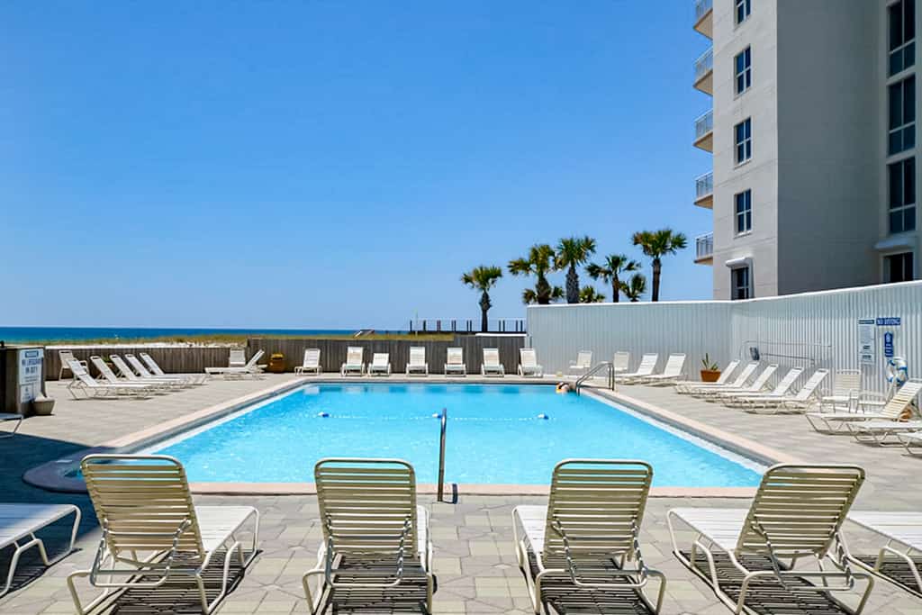 Navarre Towers 0405