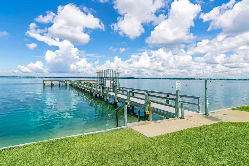 Sunset Harbor Palms 1-204