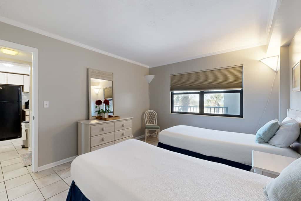 Beachfront condo with Gulf views, pool, & private balcony - near Navarre Pier