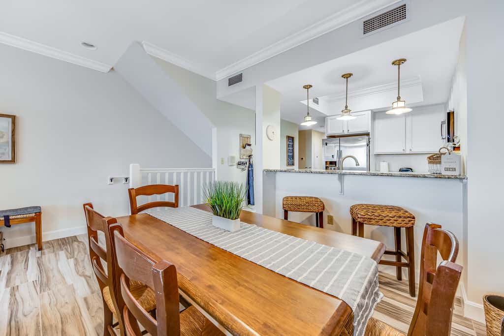 Blissful Coastal Condo with Shared Pool, Ocean View, Easy Beach Access & WiFi