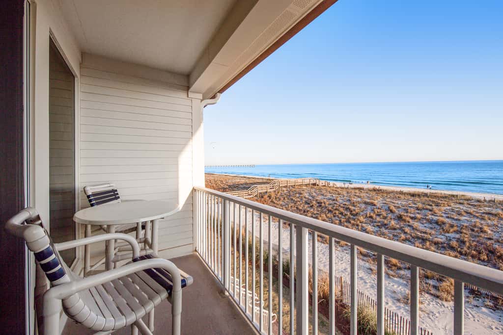 Blissful Coastal Condo with Shared Pool, Ocean View, Easy Beach Access & WiFi