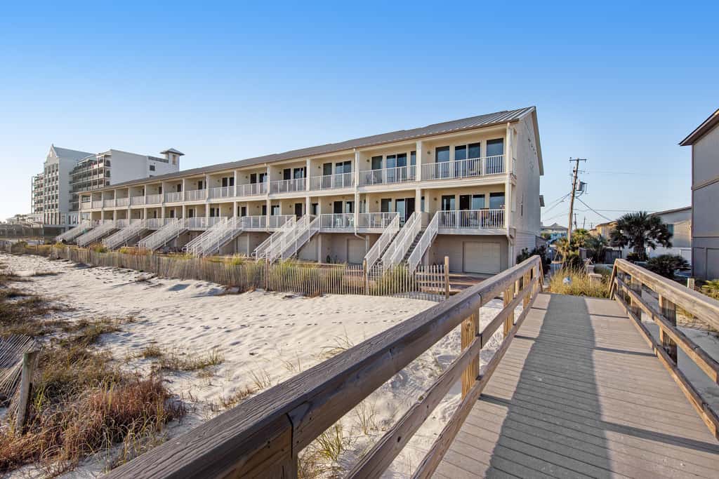 Blissful Coastal Condo with Shared Pool, Ocean View, Easy Beach Access & WiFi