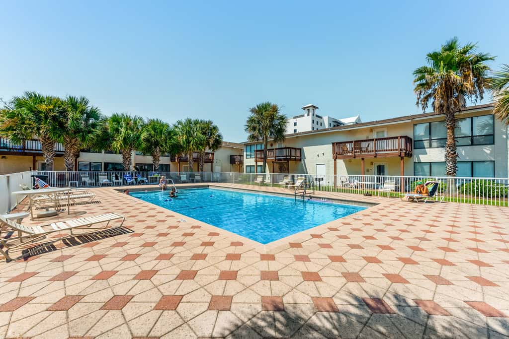 Blissful Coastal Condo with Shared Pool, Ocean View, Easy Beach Access & WiFi
