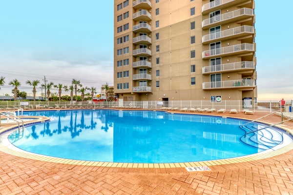 Tidewater Beach Resort 2702