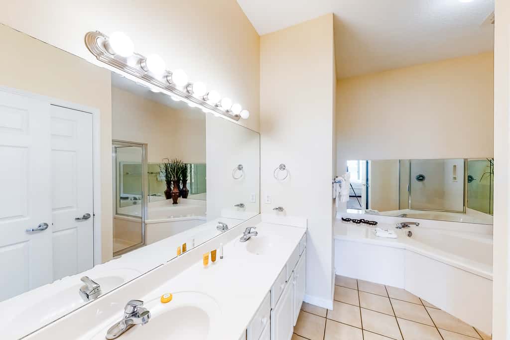 First-Floor Gulf Front Condo with Shared Pool & Hot Tub