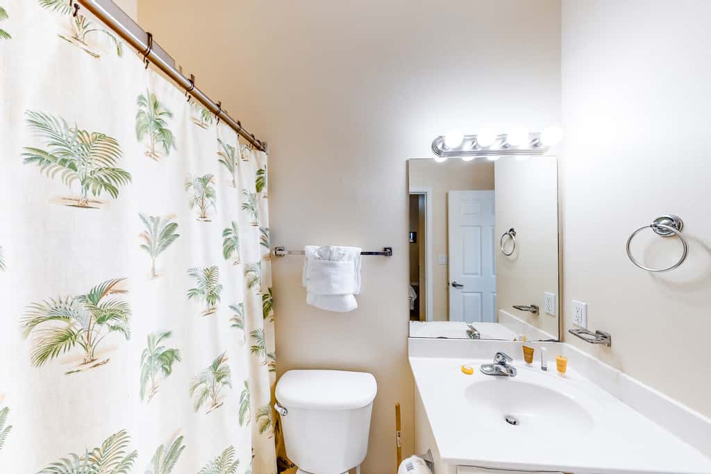 First-Floor Gulf Front Condo with Shared Pool & Hot Tub