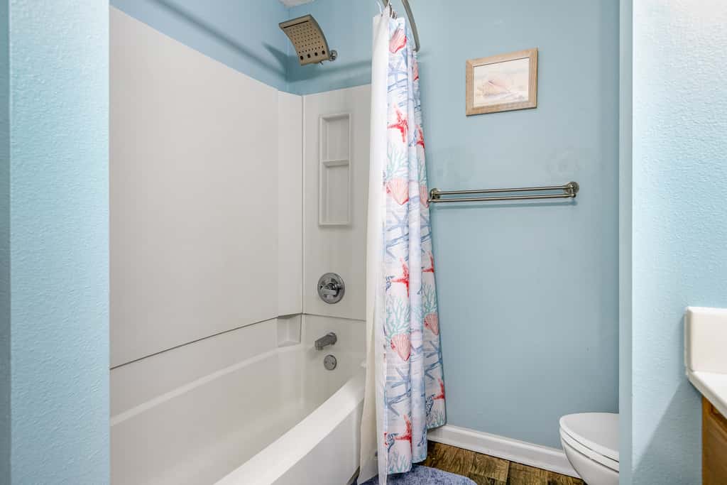 Beachfront Townhome with Beautiful Gulf Views, Decks, WiFi, Laundry, & AC!