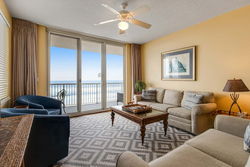 Oceanfront condo with WiFi, central AC, & shared pool and hot tub - great views