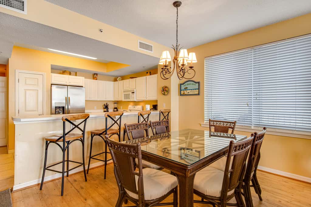 Oceanfront condo with WiFi, central AC, & shared pool and hot tub - great views