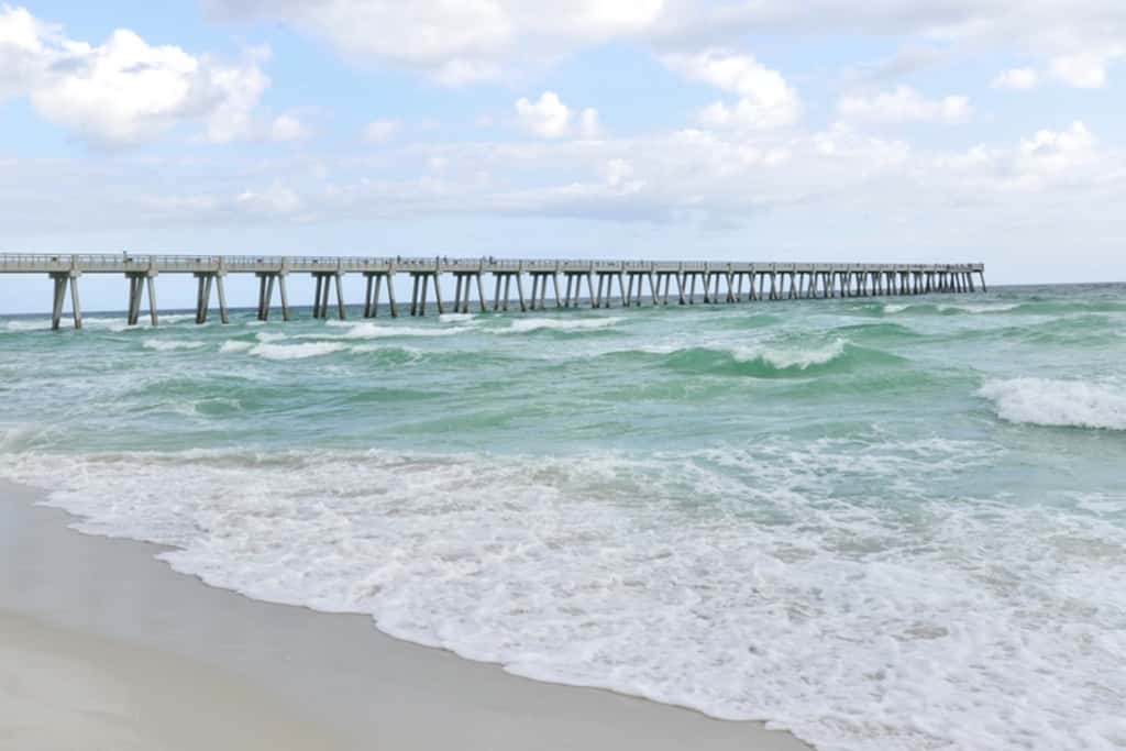 Oceanfront condo with WiFi, central AC, & shared pool and hot tub - great views