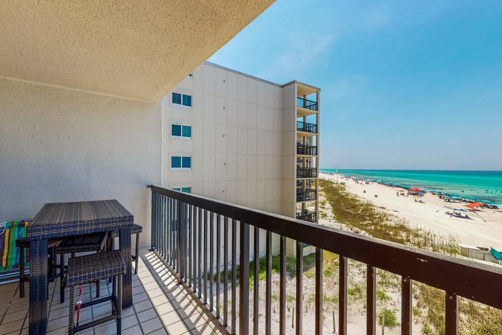 Beachfront resort condo with beach & lake access, pools, saunas & tennis