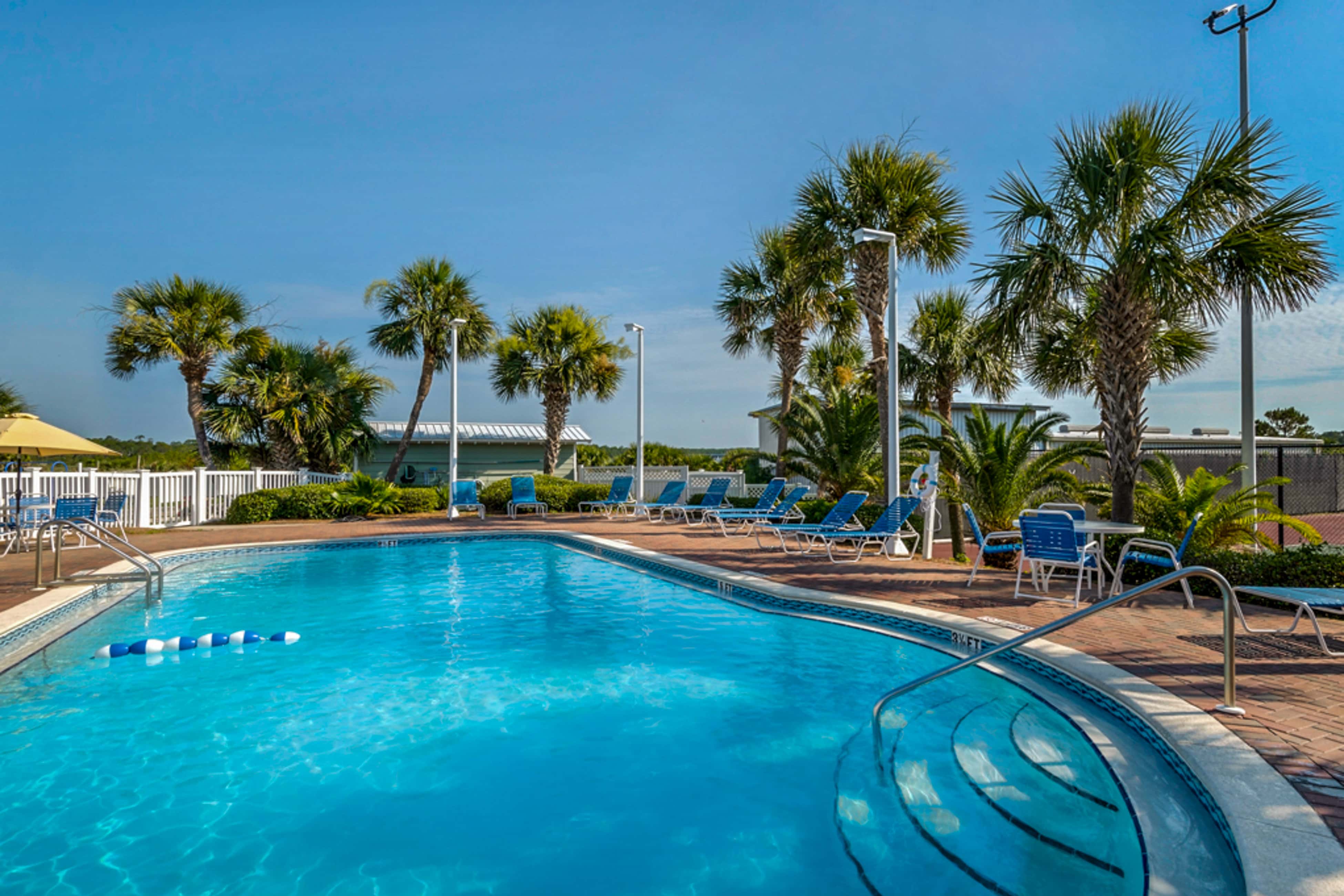 Heavenly retreat just steps from the beach with pools & tennis courts