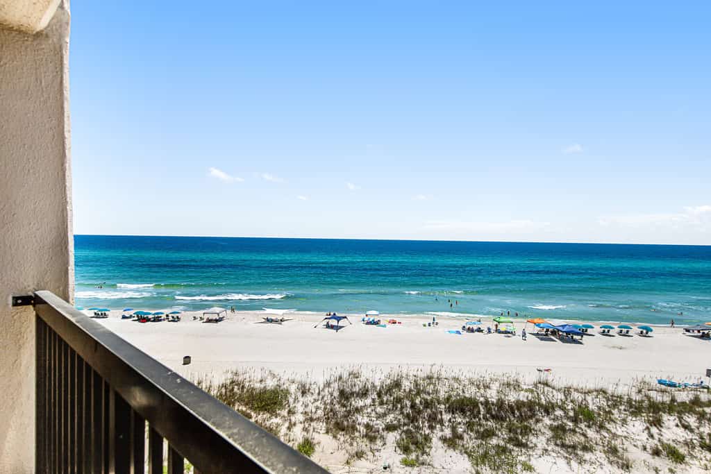 Heavenly retreat just steps from the beach with pools & tennis courts