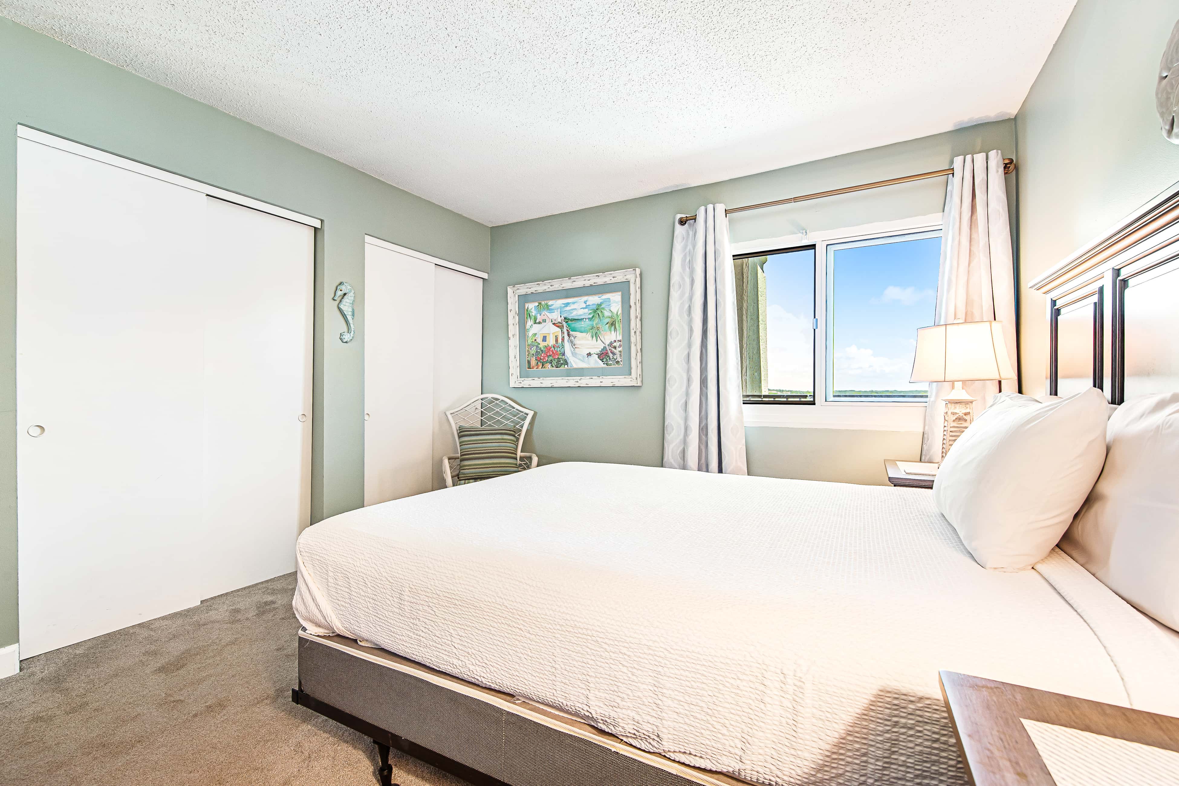 Heavenly retreat just steps from the beach with pools & tennis courts