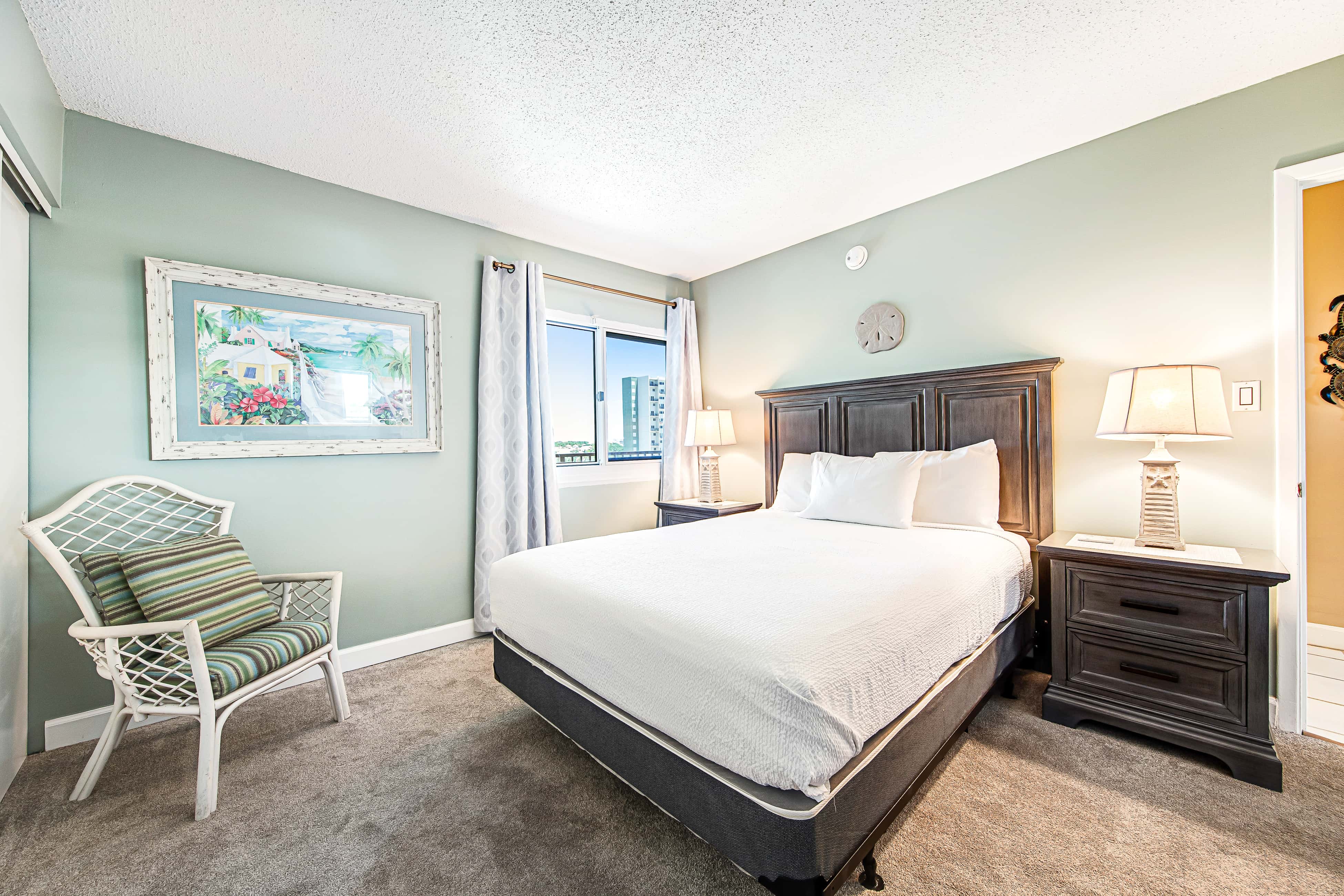 Heavenly retreat just steps from the beach with pools & tennis courts