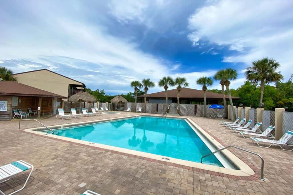 Dog-friendly resort condo with pools, hot tub, tennis, basketball, fitness room