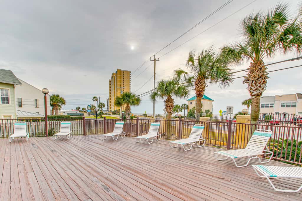 Dog-friendly resort condo with pools, hot tub, tennis, basketball, fitness room