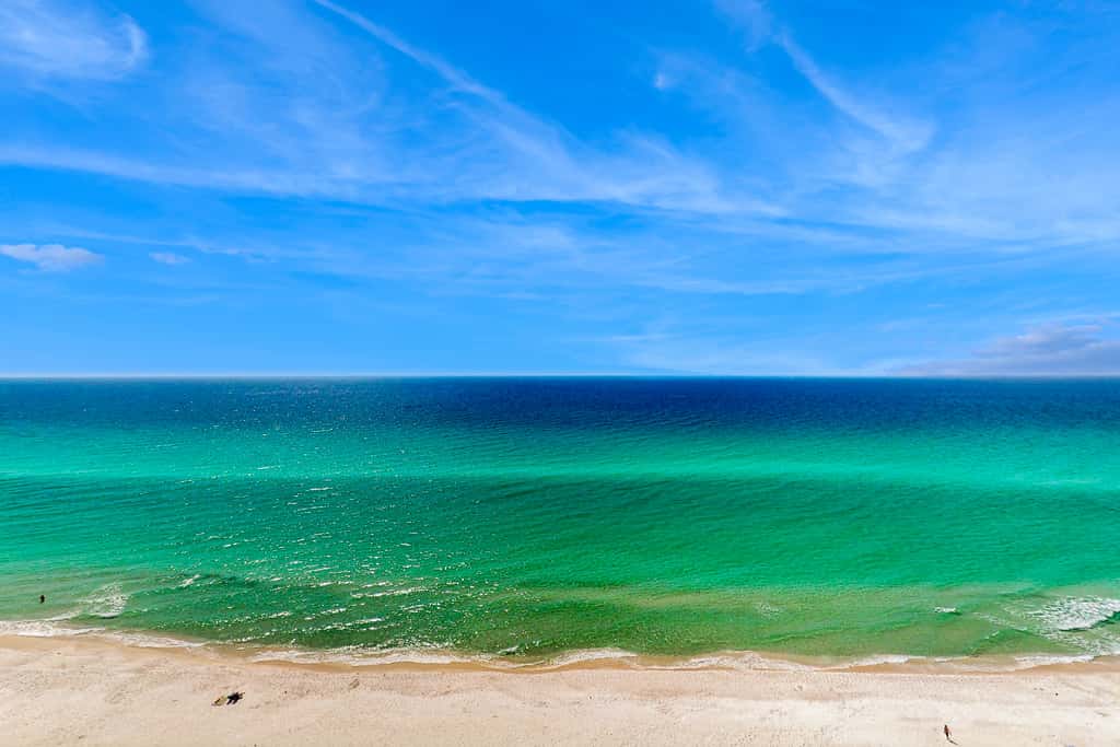 Modern, Gulf-front condo with pool, hot tub & high-speed WiFi