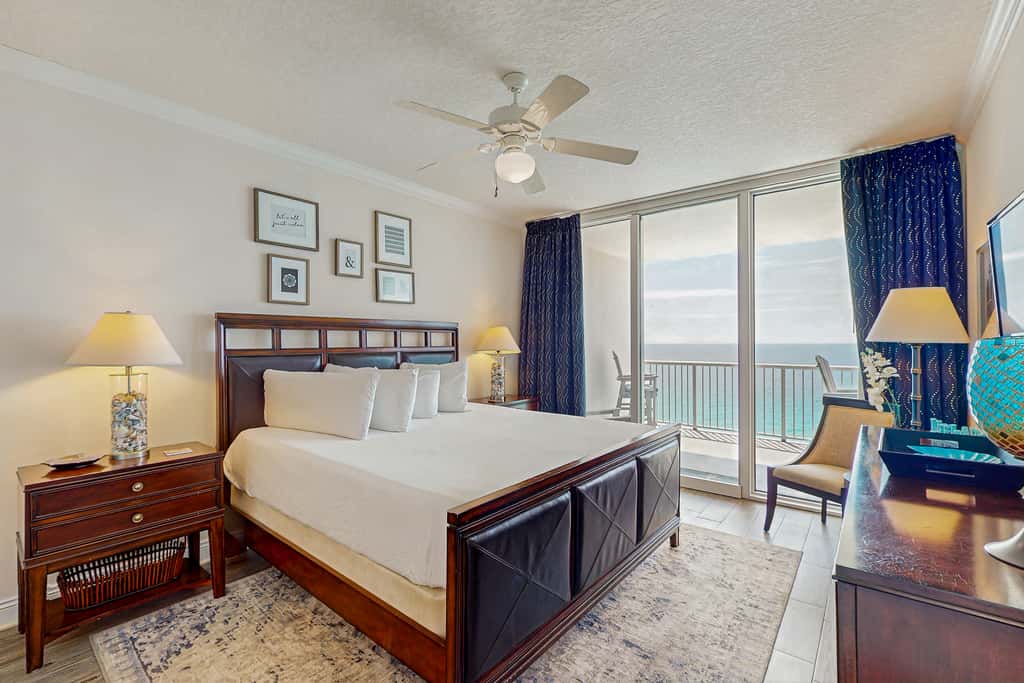 Modern, Gulf-front condo with pool, hot tub & high-speed WiFi