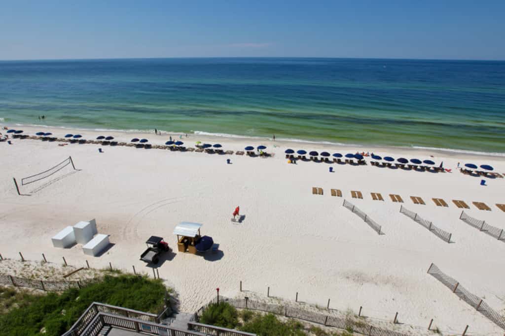 Modern, Gulf-front condo with pool, hot tub & high-speed WiFi