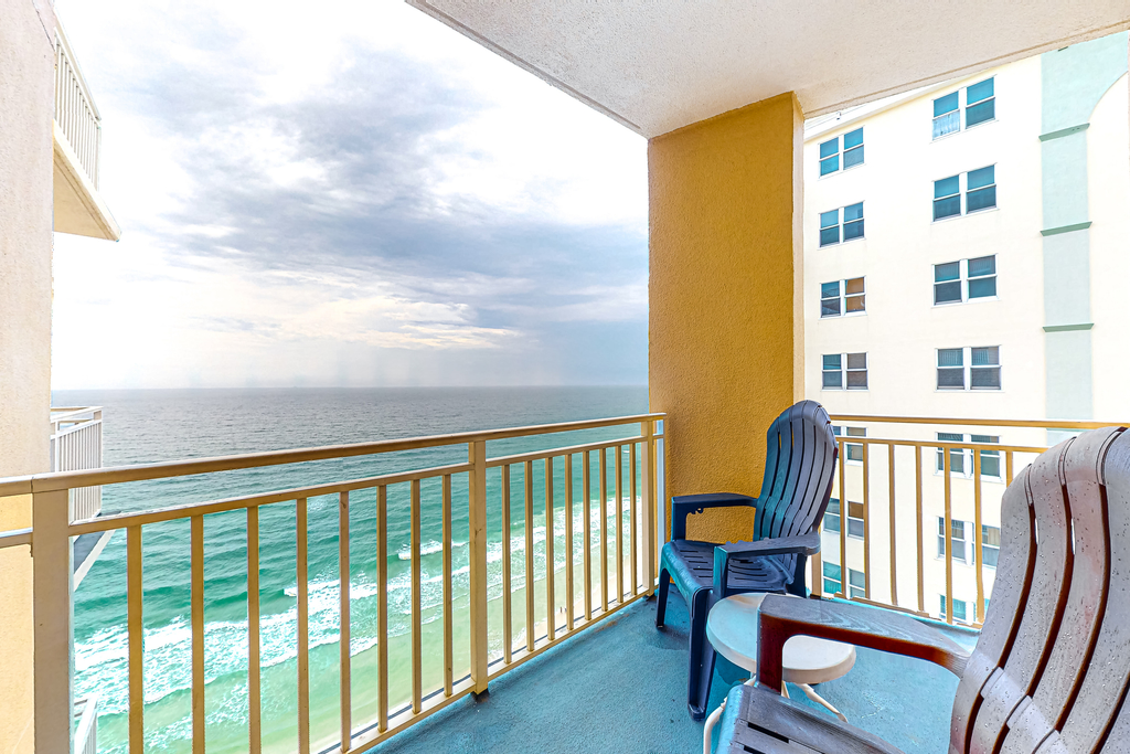 Superb beach living at lovely waterfront condo with pools, a gym, & hot tub