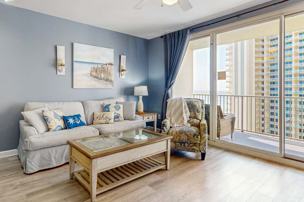Beachfront condo with pool, hot tub, terrific beach views, & balcony