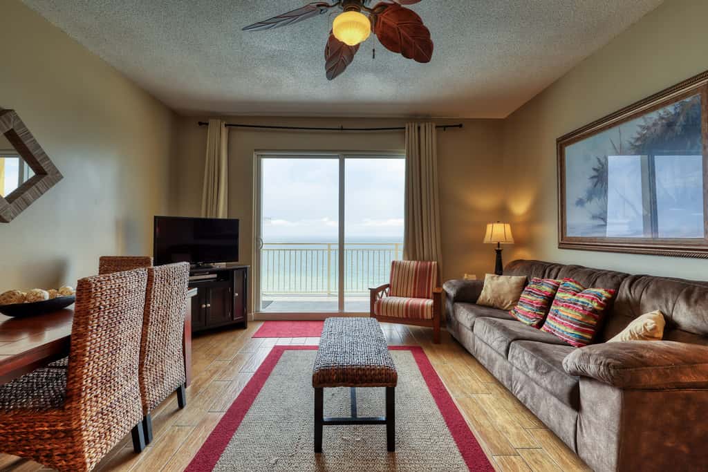 Waterfront condo with furnished balcony, pool, gym & beach
