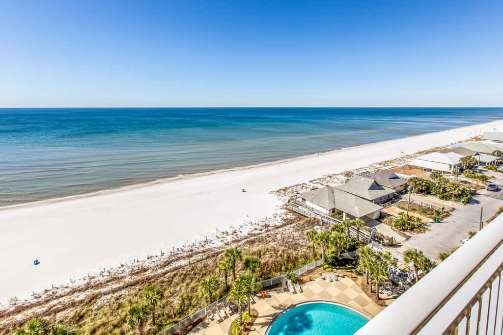 Gulf-front Condo with Shared Pool & Hot Tub, Ocean Views, WiFi, and Washer&Dryer