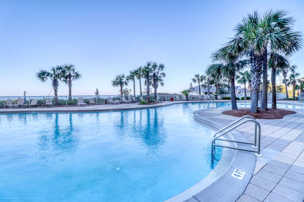 Sterling Beach 904