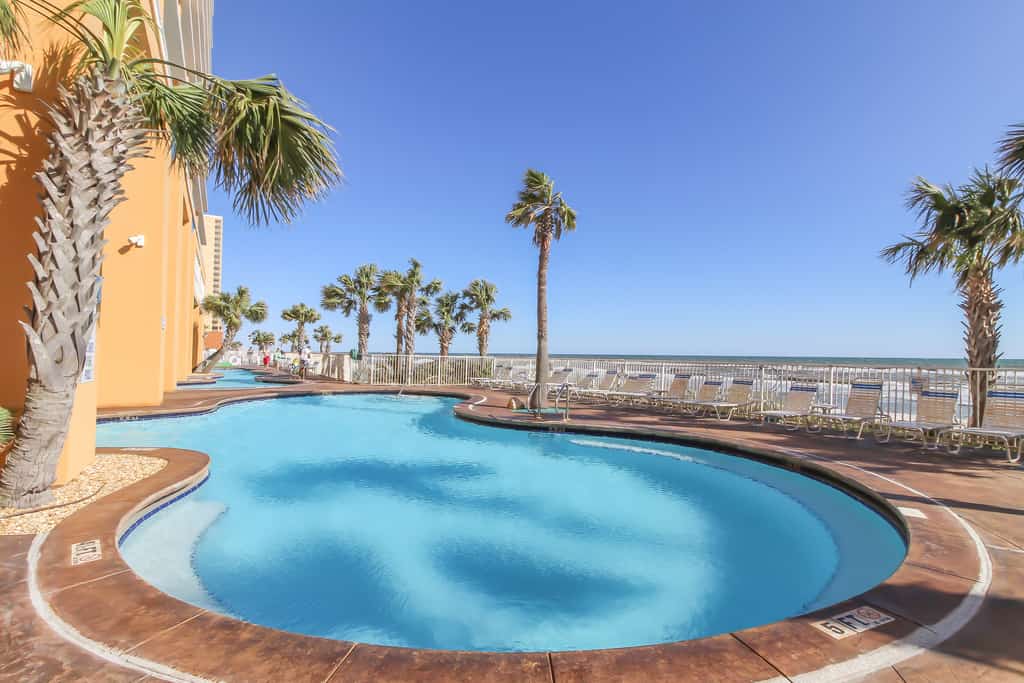 Splash Resort 102E