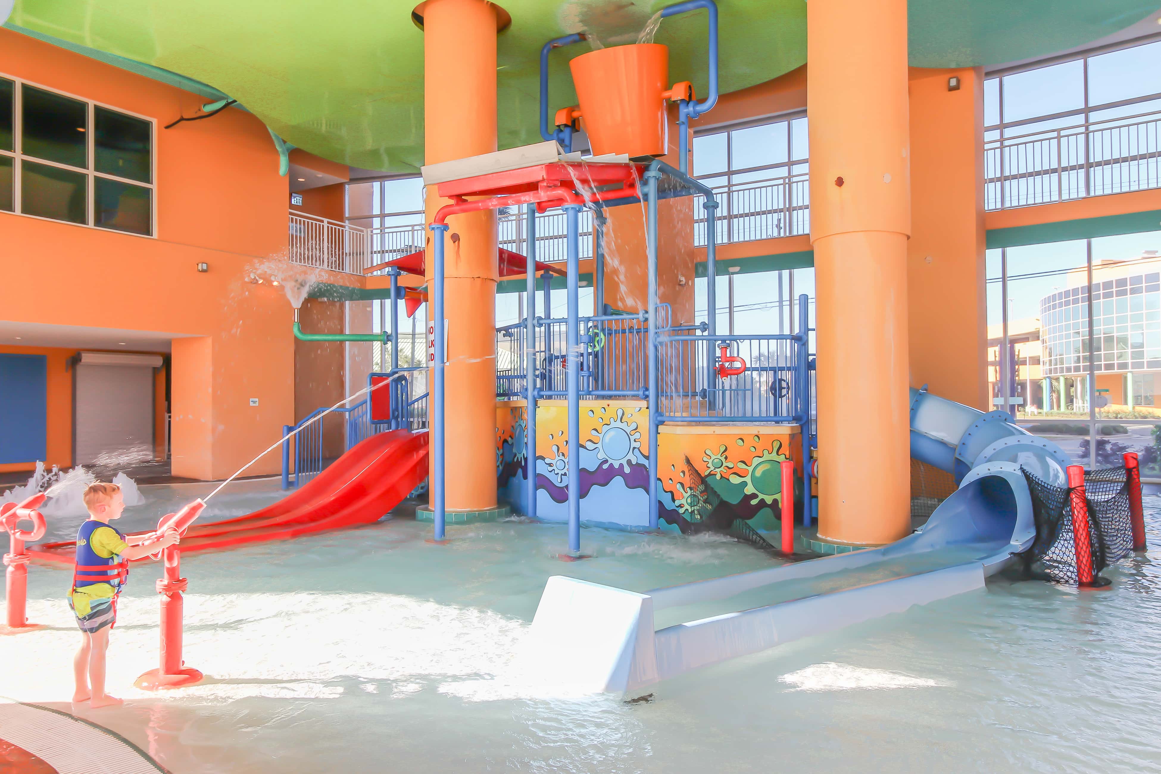 Convenient first-floor vacation suite with pool & hot tub access, free WiFi & AC