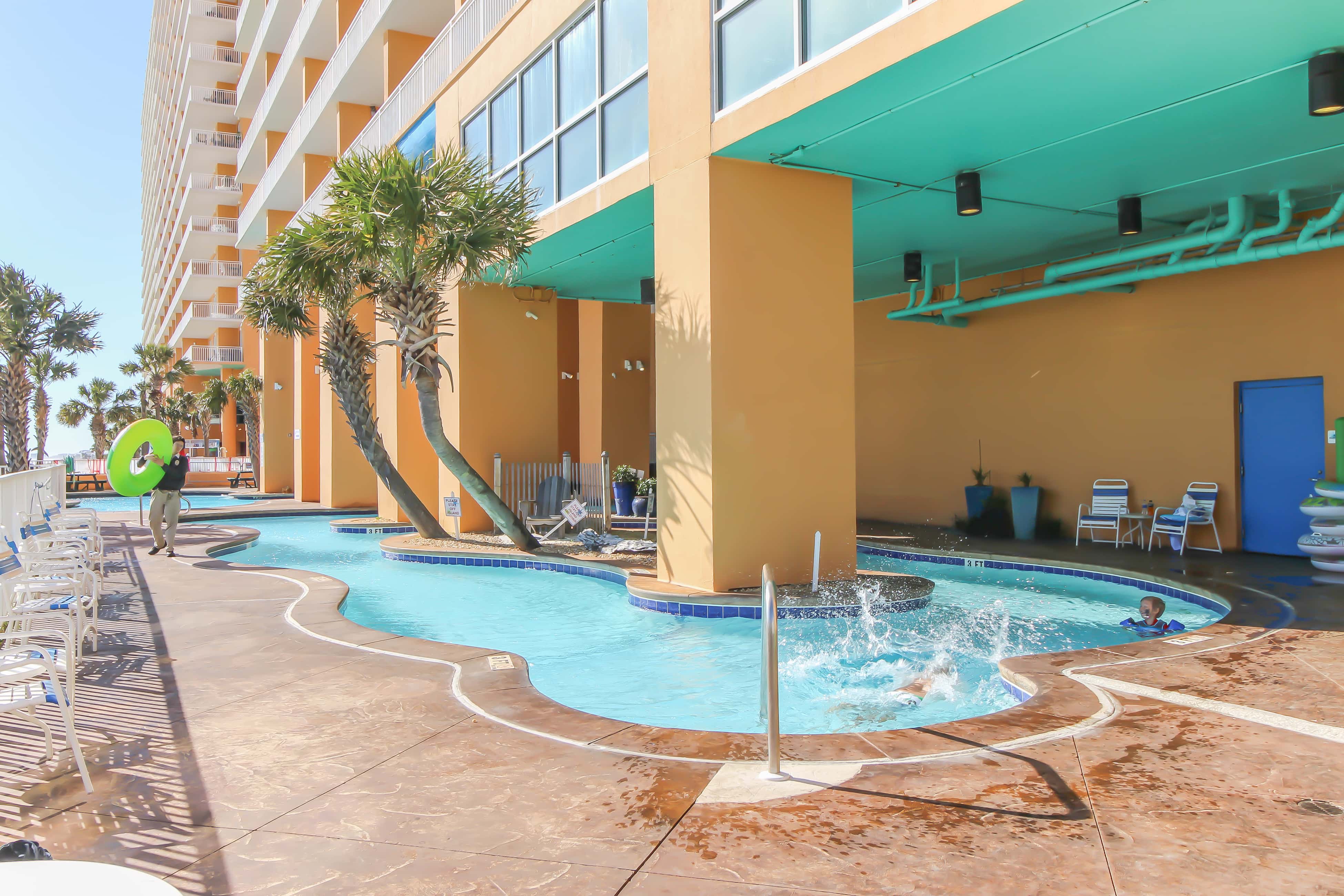 Convenient first-floor vacation suite with pool & hot tub access, free WiFi & AC