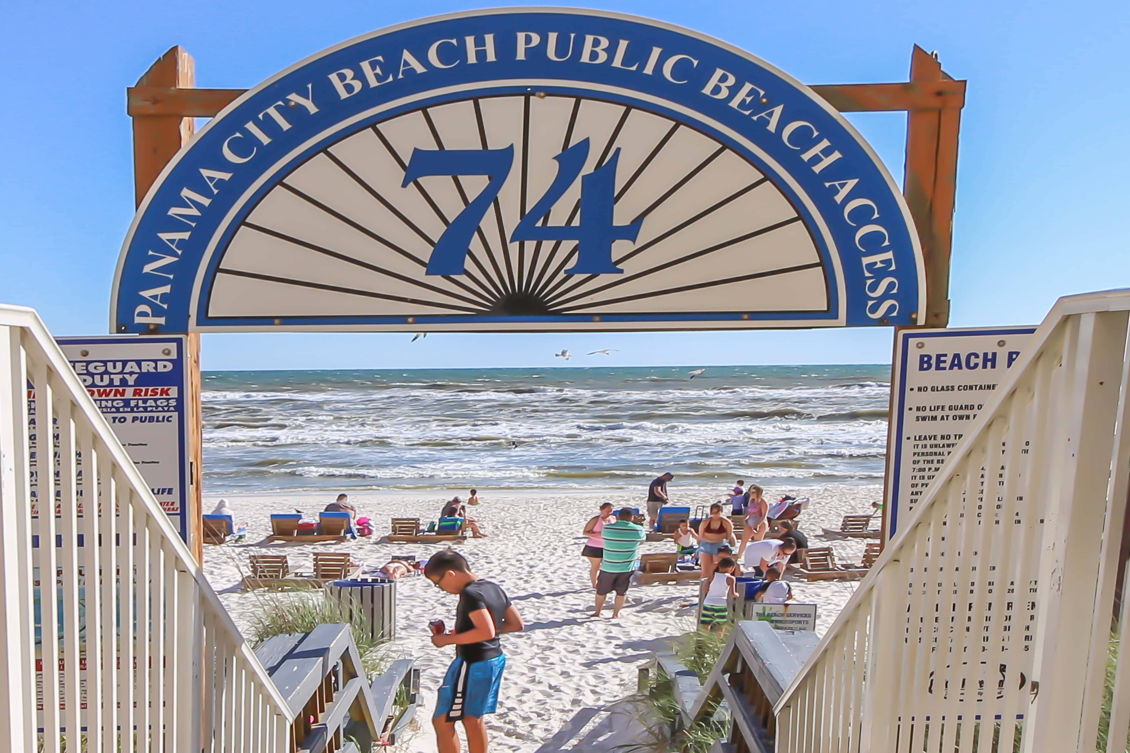 Convenient first-floor vacation suite with pool & hot tub access, free WiFi & AC