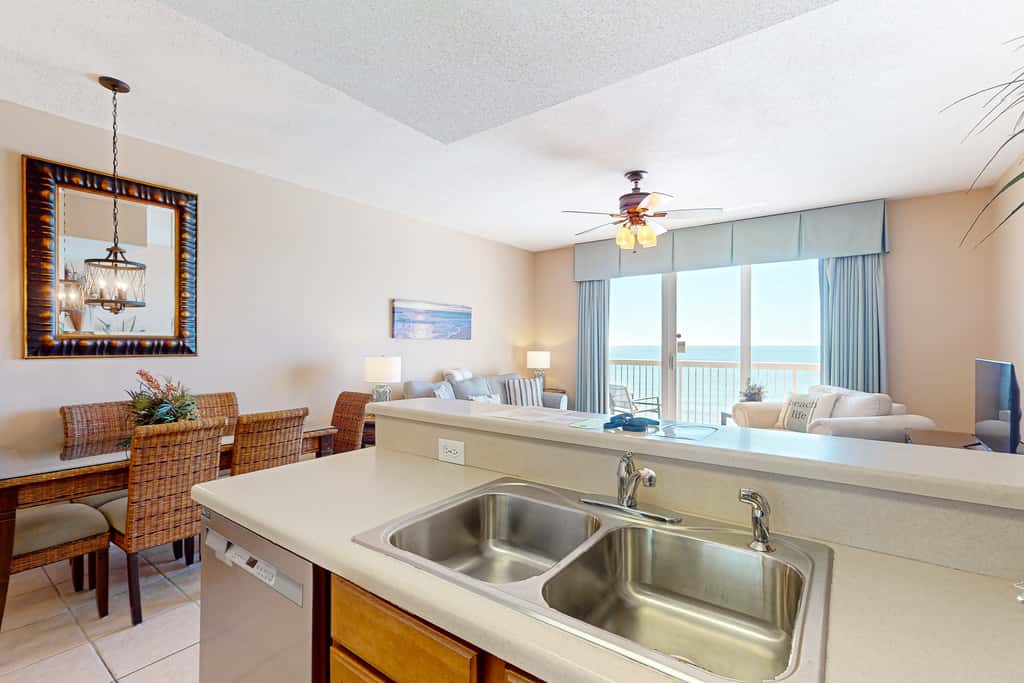 Spacious retreat in Panama City with beach access, sundeck, & pool, hot tub