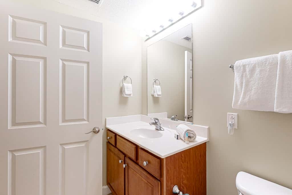 Spacious retreat in Panama City with beach access, sundeck, & pool, hot tub