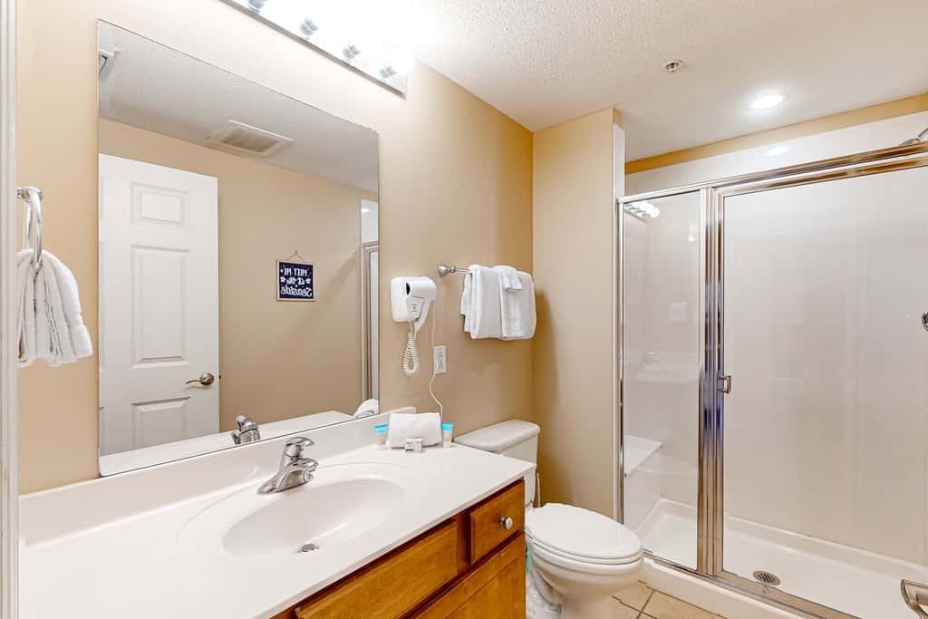 Spacious retreat in Panama City with beach access, sundeck, & pool, hot tub