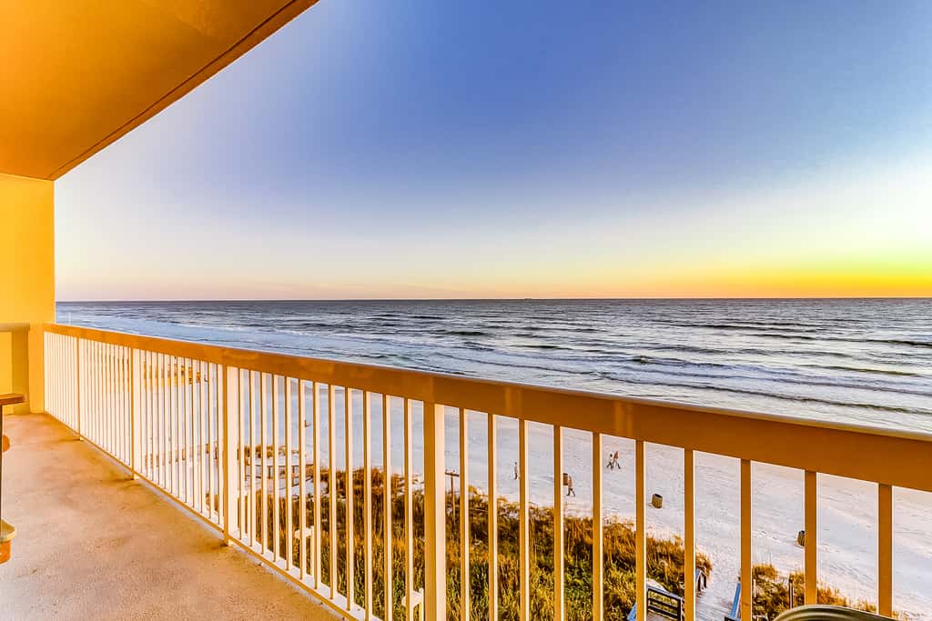 Dreamy retreat on the Gulf with pool, basketball court & beach access