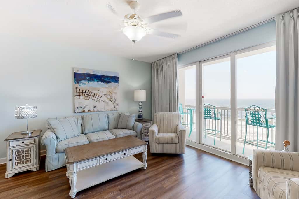 Fun beach getaway with beautiful views, pools, hot tub & beach access